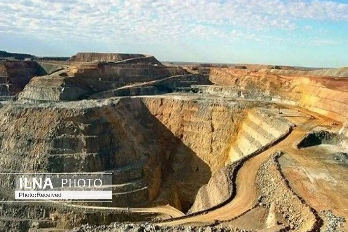فعالیت تعدادی از معادن قزوین مورد تأیید محیط زیست نیست/ محدود کردن محیط زیست به بهره‌برداری از معادن نقص قانون است