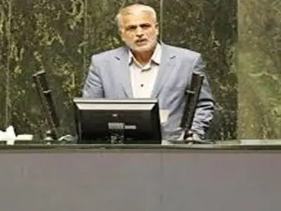 مدعی‌العموم ادعای وزیر سابق اقتصاد را پیگیری کند