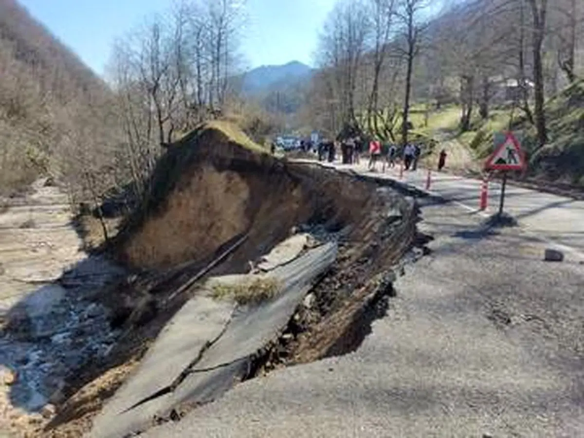 رانش زمین در آستارا بدون تلفات جانی/ تصفیه‌خانه آب بهارستان آسیب دید 