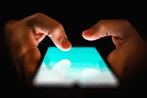 چرا موبایل برای دیابتی‌ها خطرناک‌تر است؟