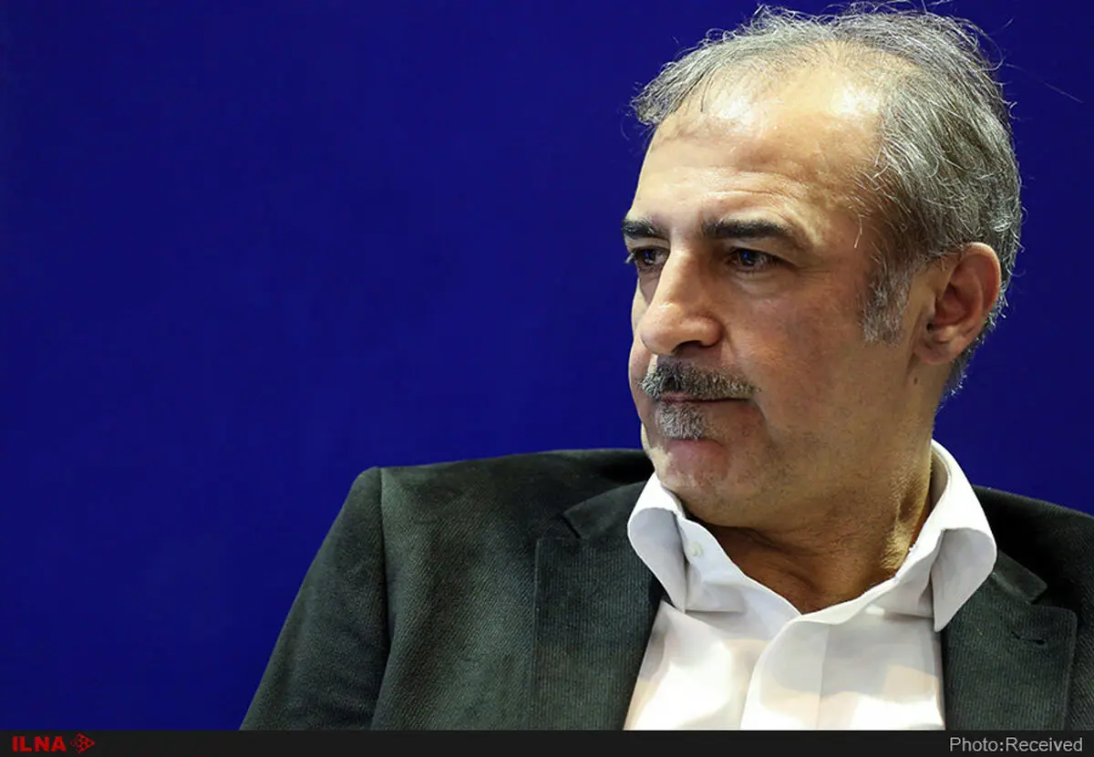 به شرط عذرخواهیِ آنها که اتهامِ پولشویی می‌زنند، اسناد خرید و فروش‌ها را نشان می‌دهیم/دولت به تخلفات حوزه‌ تجسمی بی‌تفاوت است