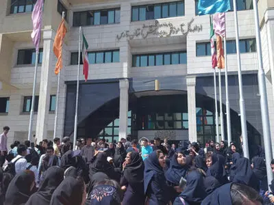 شوک دانش‌آموزان از امتحانات نهایی و تجمعات سریالی/ آیا طرح سوالات با روش یادگیری همخوانی داشت؟