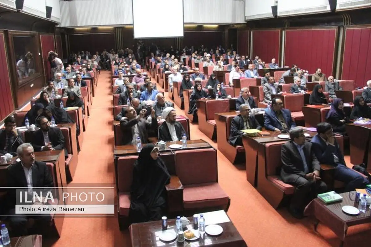 تقویت سرمایه اجتماعی زمینه‌ساز تحقق همبستگی مردم و دولت است