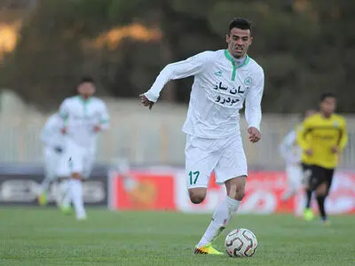 قرارداد حسن‌زاده با سپاهان ثبت شد