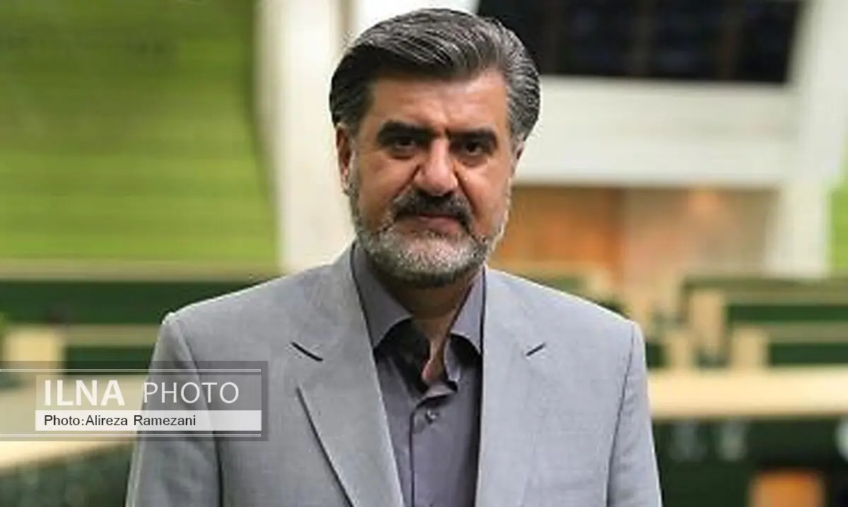 عزل‌ و نصب مدیران در وزارتخانه‌ها ارتباطی به مجلس ندارد 