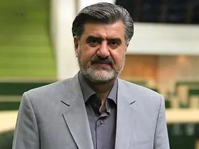 عزل‌ و نصب مدیران در وزارتخانه‌ها ارتباطی به مجلس ندارد 