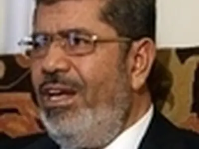 مرسی به سلول انفرادی منتقل شد