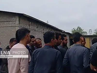 تجمع کارگران «ایران پوپلین رشت»/ حقوق‌ها به موقع پرداخت شود