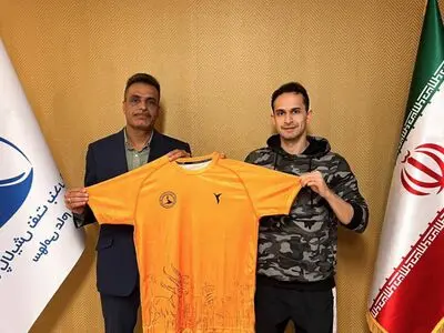 بازیکن سابق پرسپولیس راهی لیگ یک شد