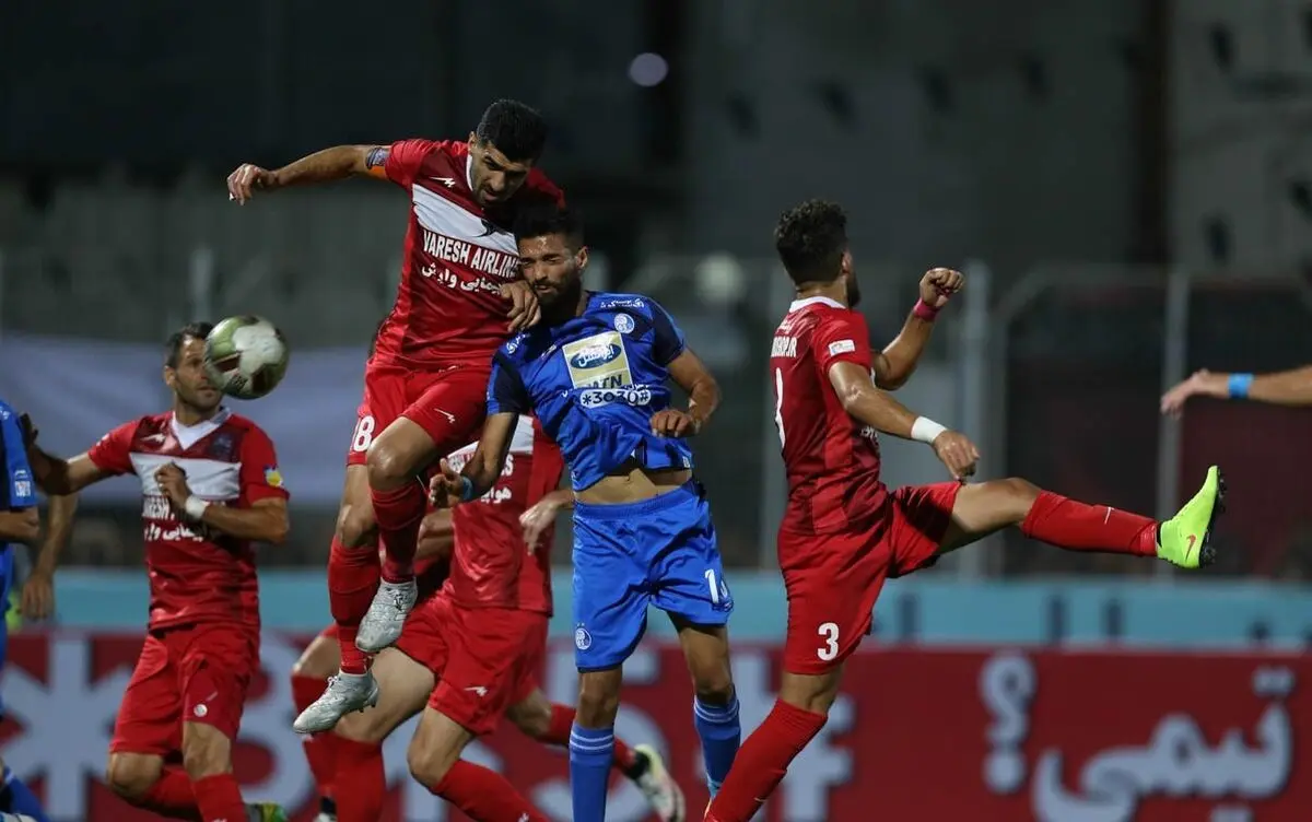 بازدید شفر از چمن ورزشگاه سردار جنگل / تشویق ویژه روح اله باقری