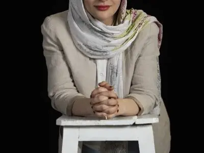 گلاب آدینه «بانوی محبوب من» را روی صحنه می‌برد