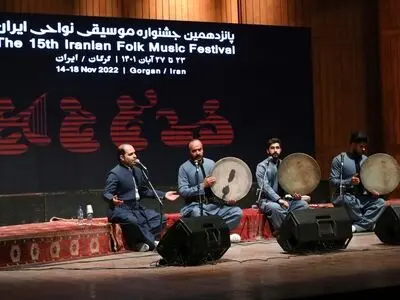 عاشیق‌ها پدر جامعه‌اند