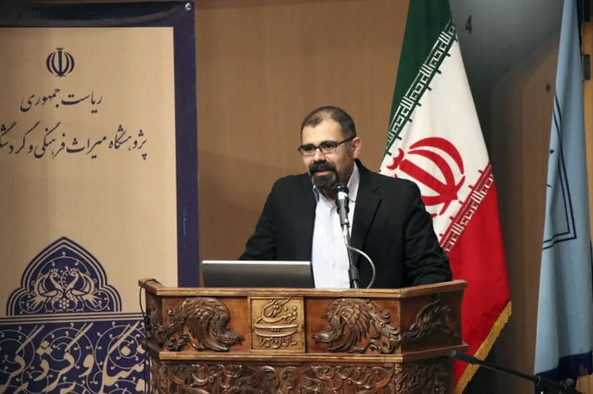 تاریخ کشور ما در انحصار سیاست و دربارها و جنگ‌هاست/ تغییر طبقه‌بندی غلطِ نگارگری نهضتی بزرگ از متخصصان می‌خواهد/  کارنامه بهزاد‌پژوهی ما درخشان نیست!
