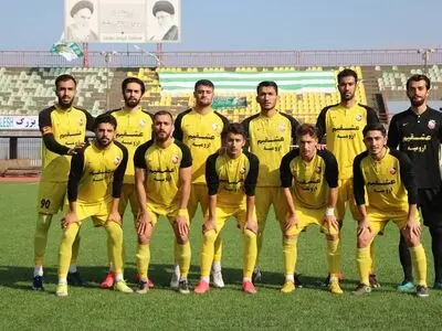 بازیکنان نود ارومیه پاداش گرفتند