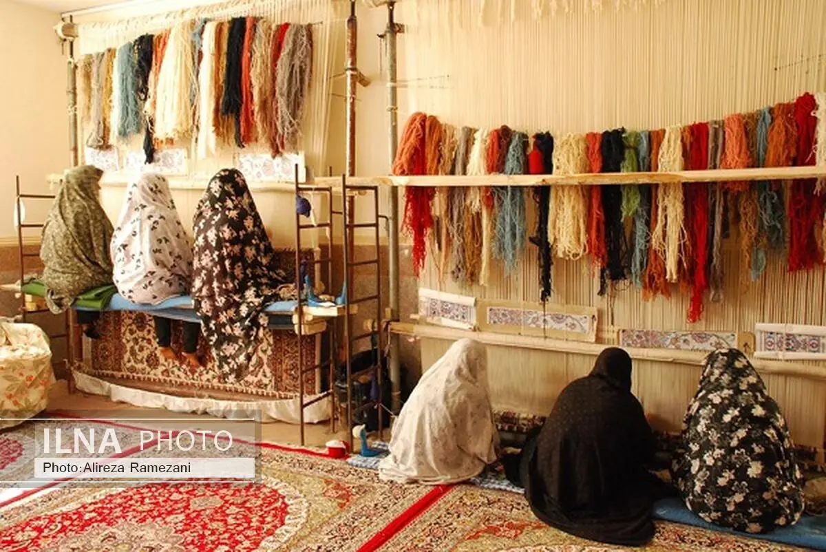 انجام 210 مورد بازرسی از کارگاه‌های خانگی قالیبافی در مهاباد