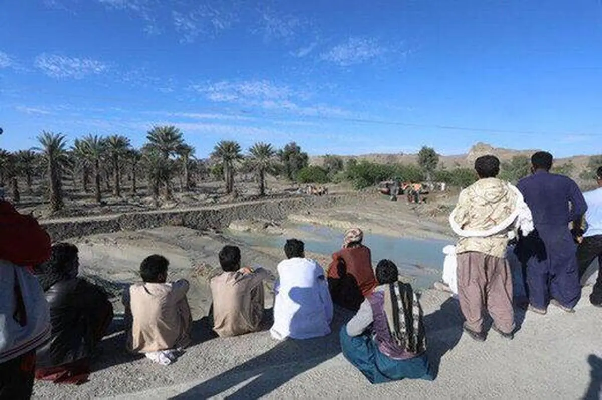 اعزام کارگزاران بیمه جهت ارزیابی میزان خسارت سیل به بخش کشاورزی جاسک/ ادامه حمایت از کشاورزان و دامداران در سیل اخیر