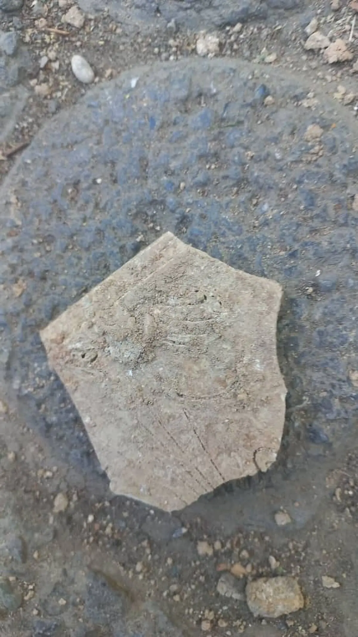 خراشیدن گورستان باستانی چهارباغ اصفهان
