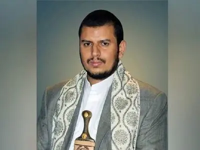 عبد الملک الحوثی یبعث برسالة لعائلة الشهید سلیمانی