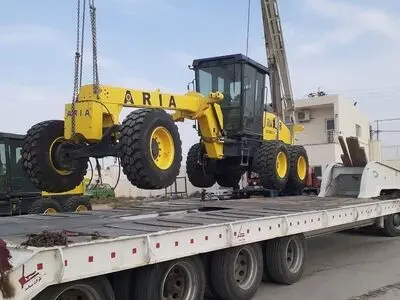 ۲۷۷ دستگاه ماشین آلات راه‌سازی از بنادر به اموال تملیکی با رای دیوان عدالت اداری تحویل داده می‌شود