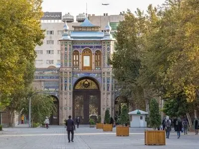 الخارجیة الایرانیة تستدعی السفیر الفرنسي لدى طهران