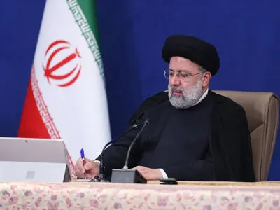 President stresses right to information on nat’l journalists’ day