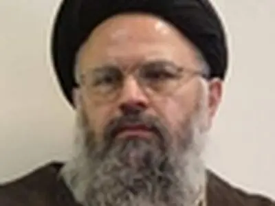 صادق طباطبایی مورد تایید همگان بود