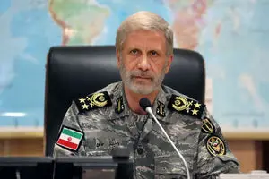 پیام فرمانده کل ارتش در پی شهادت ۴ نفر از افسران نزاجا/ رشادت افسران شهید ارتش در مقابله با دشمن ستودنی است