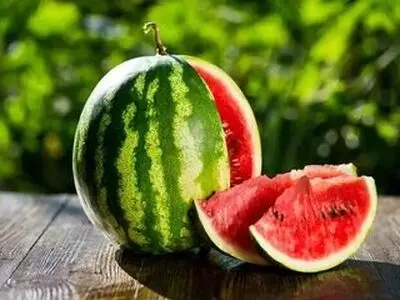 فواید شگفت‌ انگیز هندوانه برای سلامتی