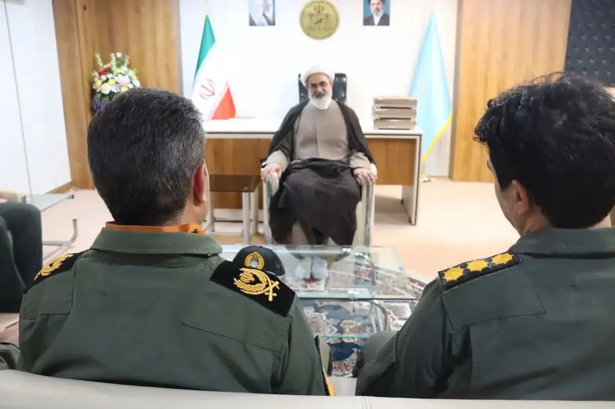 رئیس سازمان قضایی نیرو‌های مسلح از خلبانان عملیات برون‌مرزی نیروی هوایی تجلیل کرد