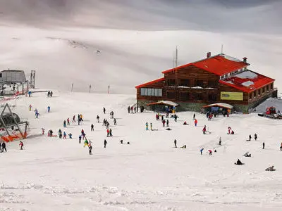 واکنش مدیرعامل توچال به حضور کودکان در ایستگاه ۷: «چندساعت اتفاقی نمی‌افتد»