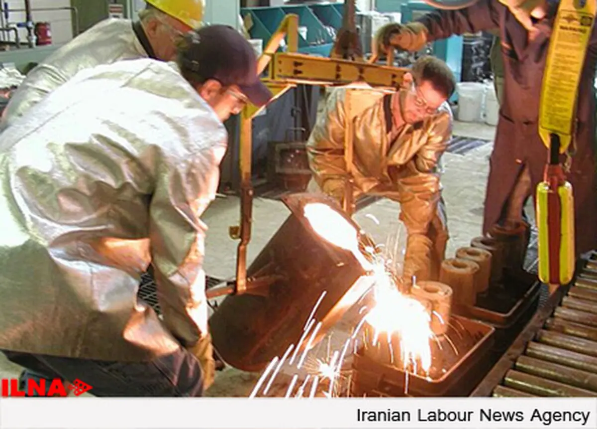 کارگران فولاد و چدن دورود با پنج ماه حقوق معوقه سال نو را آغاز می‌کنند