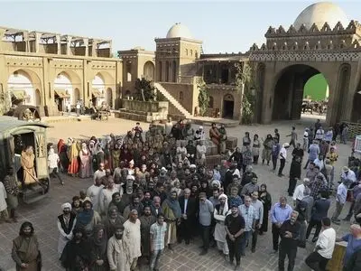 مراسم تشییع دو هنرور سریال «سلمان فارسی» برگزار شد