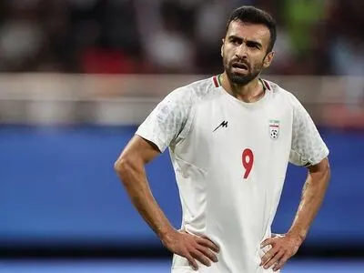 ارسلان مطهری از تراکتور جدا شد