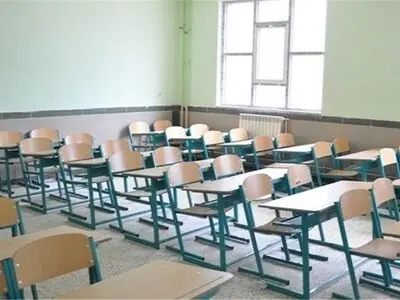 کمبود نیرو سبب ادغام مدارس اردستان شد