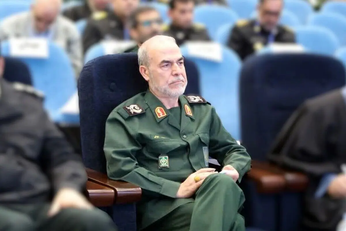 دشمن تصورش این بود که این نبرد آخر است/ باید لحظه به لحظه آماده مقابله با توطئه دشمن باشیم