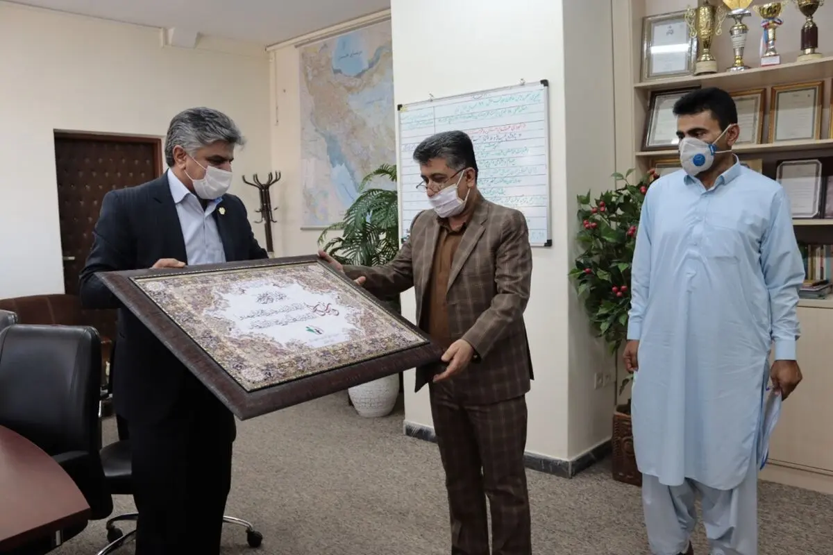 عشایر پرتلاش استان استحقاق برخورداری از خدمات ارزنده دولت را دارند