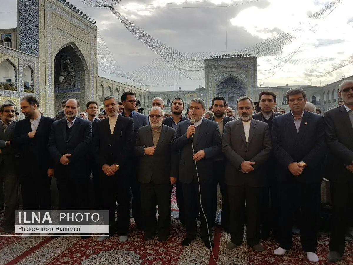 پیام صلح و دوستی را از بلندای مشهد به سراسر جهان انتقال می‌دهیم