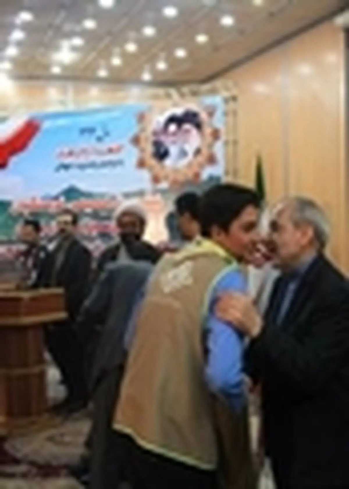 تقدیر وزیر آموزش و پرورش از دانش آموز فداکار گیلانی