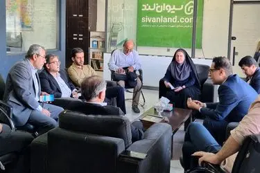 حرکت صنعت ساختمان فارس به‌سوی حکمرانی داده‌محور / بازدید مدیرکل صمت از سامانه‌های هوشمند بومی