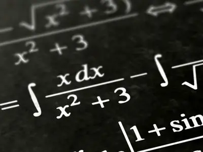 کتاب کمک درسی حسابان دوازدهم چی بخرم؟