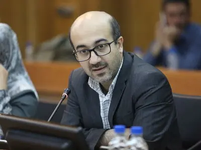 تذکر به صدور مجوز غیرقانونی بلندمرتبه‌سازی در حاشیه دریاچه خلیج‌فارس