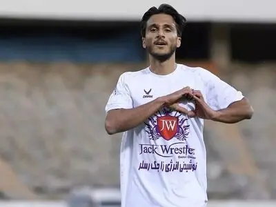 ستاره جوان لیگ برتر در آستانه پرسپولیسی شدن
