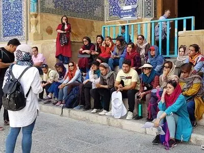 برگزاری آزمون مصاحبه تخصصی راهنمایان گردشگری بین‌المللی در استان مرکزی