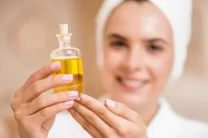 بهترین روغن برای چاقی صورت