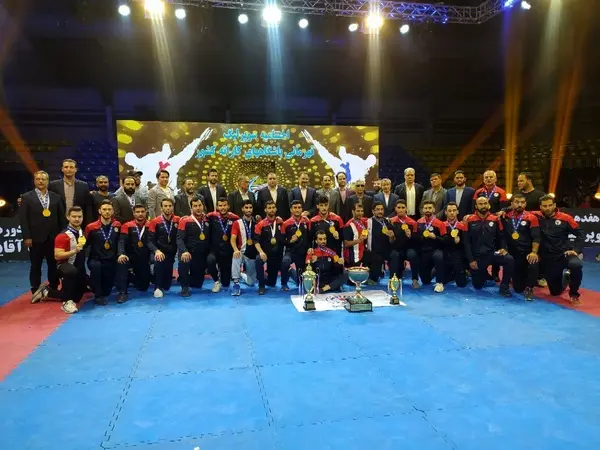 کاراته‌کاهای قزوین در سوپرلیگ کاراته قهرمان شدند