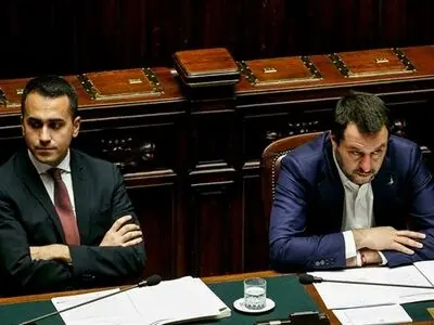 رهبران پنج ستاره و حزب دموکراتیک ایتالیا با یکدیگر دیدار می‌کنند