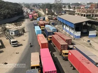 کارگران بندر چاتوگرام دست به اعتصاب زدند/ تجارت دریایی بنگلادش مختل شد