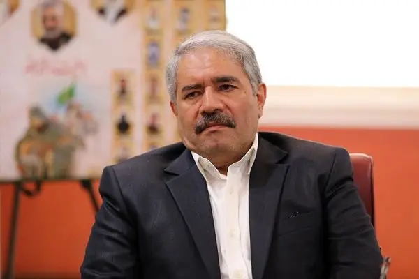 ۵۰ درصد آب‌شیرین‌کن‌های دنیا در خلیج فارس و دریای سرخ متمرکز است/ نسبت به کشورهای عربی خیلی کمتر آب برداشت می‌کنیم