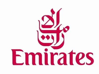 هواپیمایی امارات در تصمیم برای متوقف کردن پروازهای مسافری تجدیدنظر  می‌کند