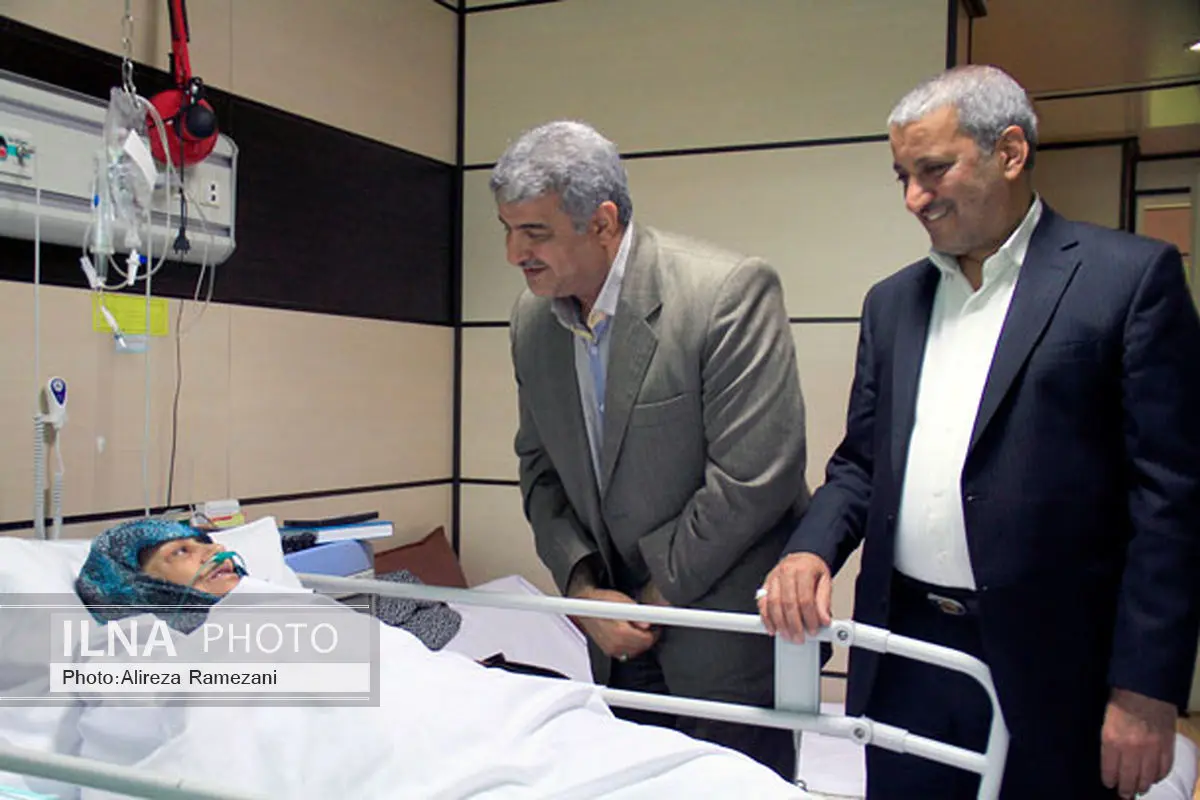 عیادت نمایندگان آیت الله هاشمی رفسنجانی از مرضیه دباغ